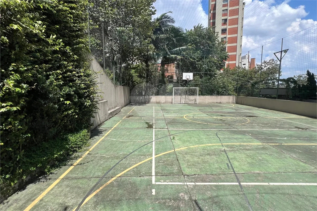 Apartamento Vila Madalena 3 quartos, sendo 1 suite e 2 vagas de garagem 