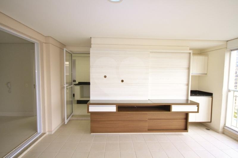APARTAMENTO em VILA LEOPOLDINA
