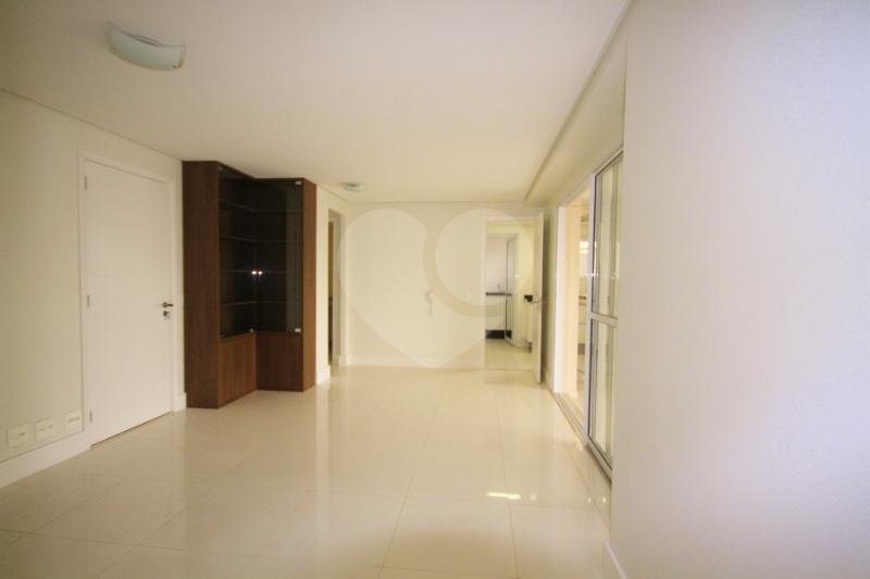 APARTAMENTO em VILA LEOPOLDINA