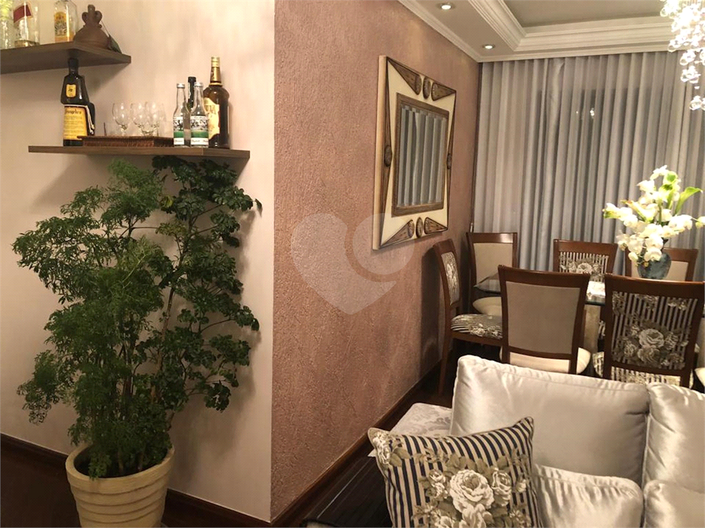 Apartamento Reformado e Semi-Mobiliado - Pronto para Morar!