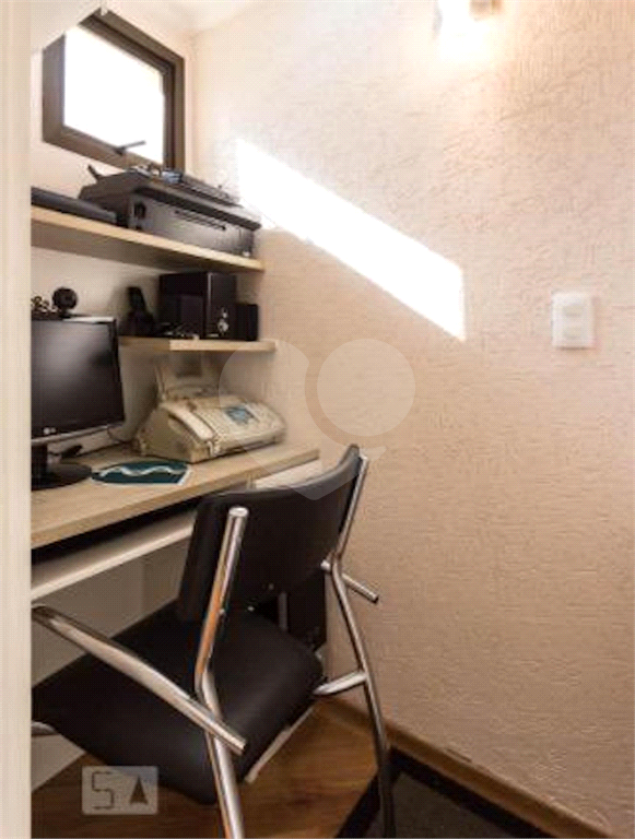 Apartamento Reformado e Semi-Mobiliado - Pronto para Morar!