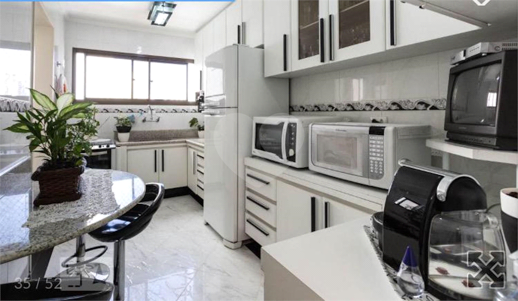 Apartamento Reformado e Semi-Mobiliado - Pronto para Morar!