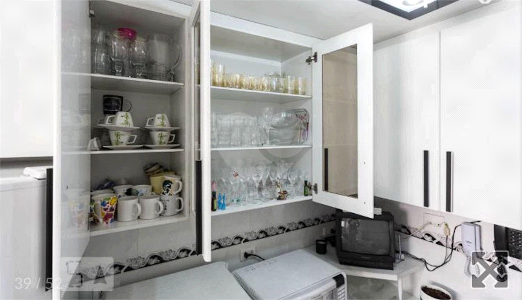 Apartamento Reformado e Semi-Mobiliado - Pronto para Morar!