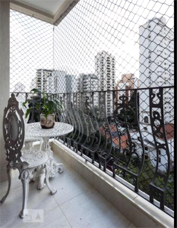 Apartamento Reformado e Semi-Mobiliado - Pronto para Morar!