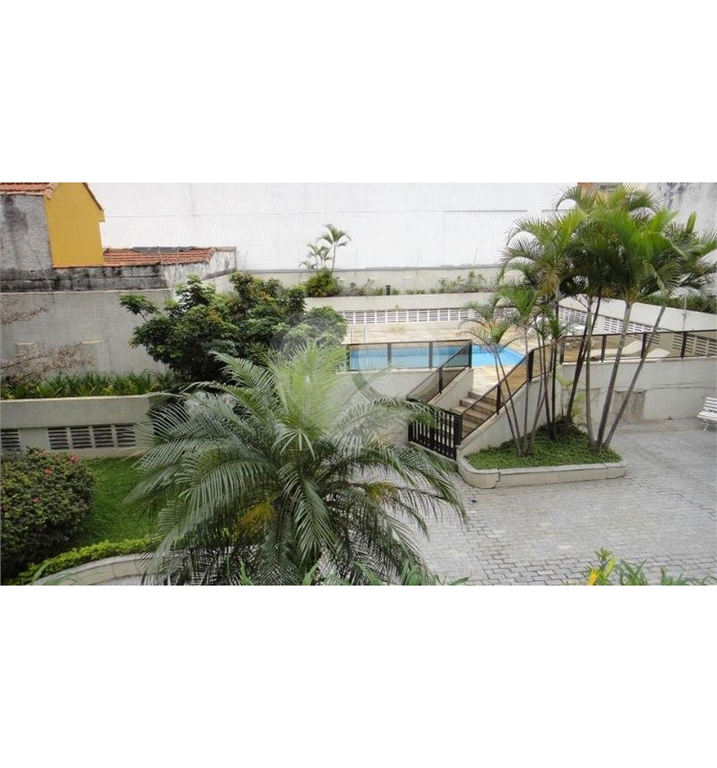 APARTAMENTO em VILA CLEMENTINO