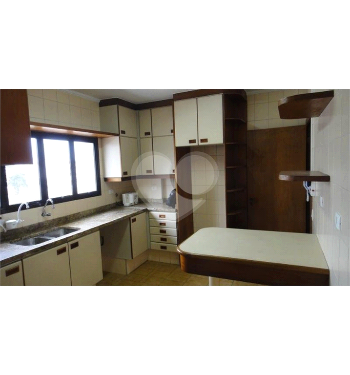 APARTAMENTO em VILA CLEMENTINO