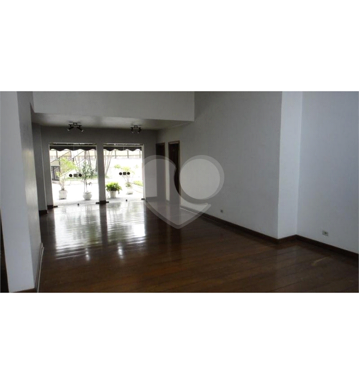 APARTAMENTO em VILA CLEMENTINO