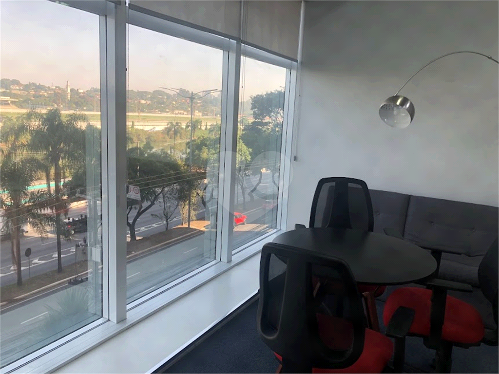 LAJES CORPORATIVAS em JARDIM EUROPA