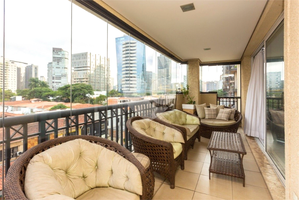 Espetacular apartamento na Vila Olímpia! 