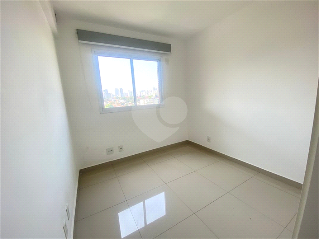APARTAMENTO em VILA MADALENA