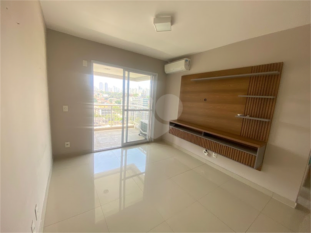 APARTAMENTO em VILA MADALENA
