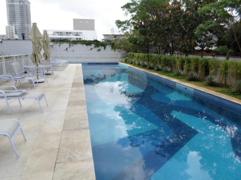 APARTAMENTO em VILA MADALENA