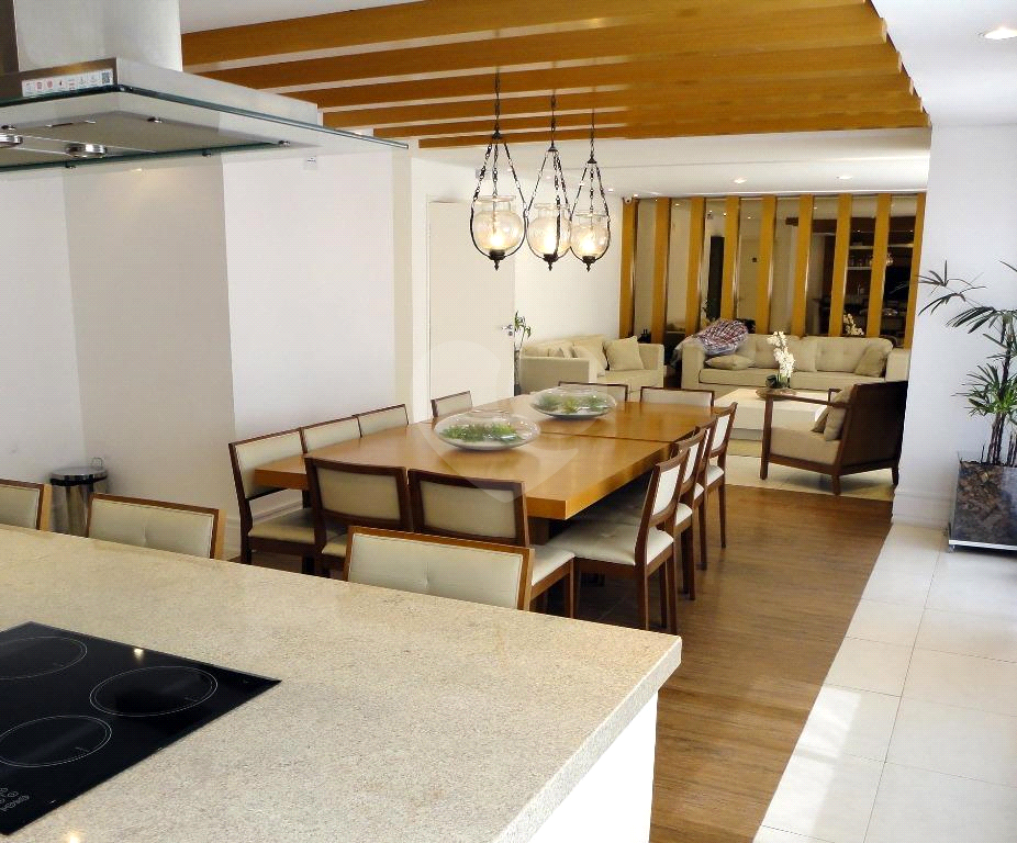 APARTAMENTO em VILA MADALENA