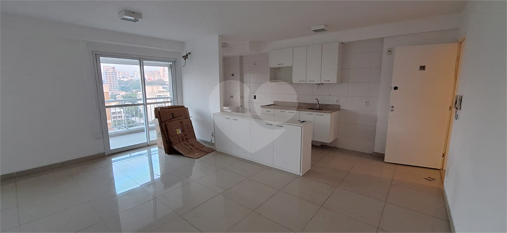 APARTAMENTO em VILA MADALENA
