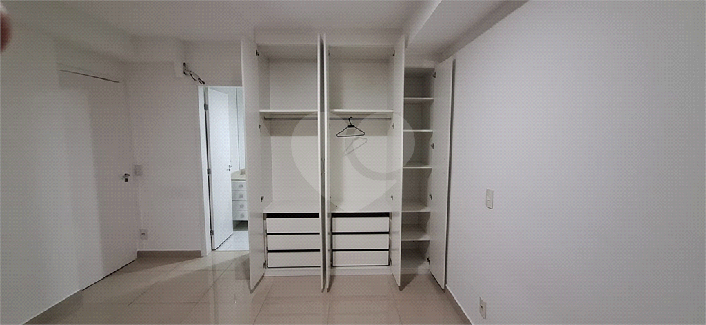 APARTAMENTO em VILA MADALENA