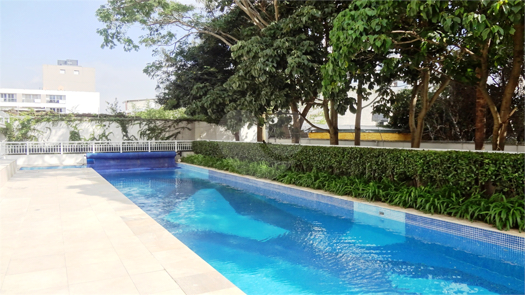 APARTAMENTO em VILA MADALENA