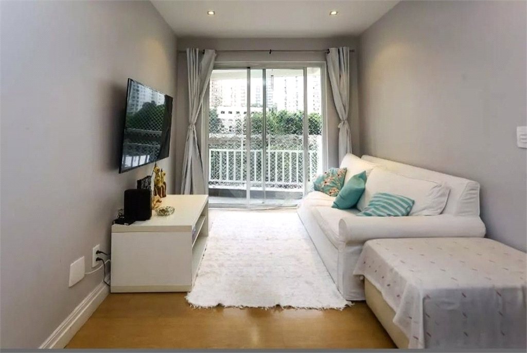 APARTAMENTO em JARDIM SUL