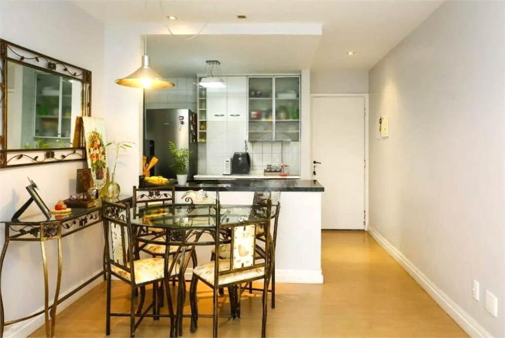 APARTAMENTO em JARDIM SUL