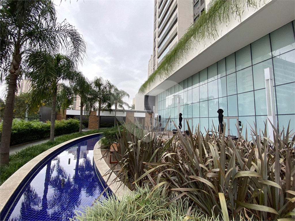 APARTAMENTO em VILA LEOPOLDINA