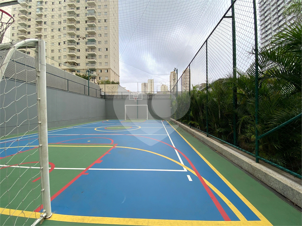 APARTAMENTO em VILA LEOPOLDINA