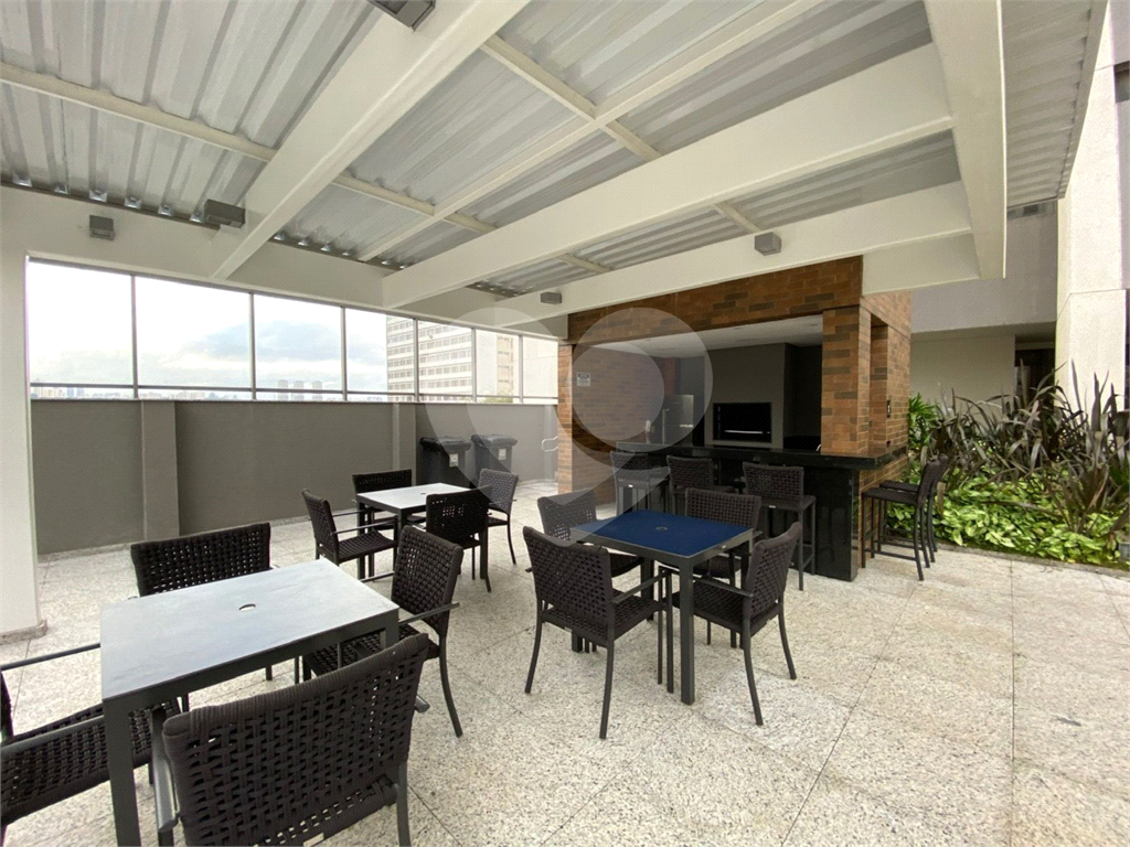 APARTAMENTO em VILA LEOPOLDINA