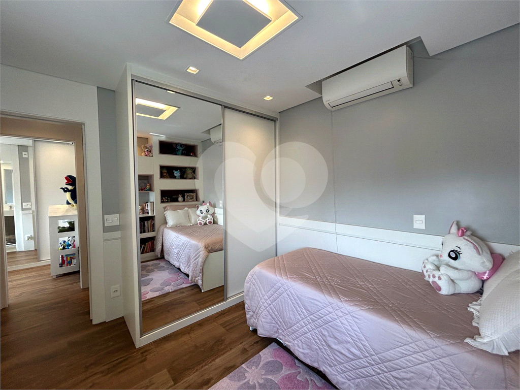 APARTAMENTO em VILA LEOPOLDINA