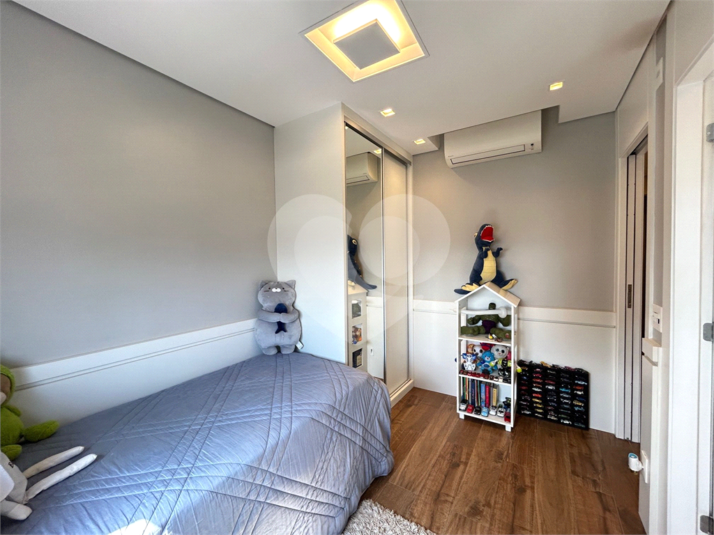 APARTAMENTO em VILA LEOPOLDINA