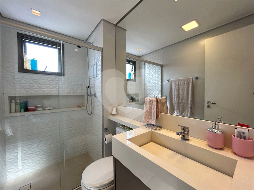 APARTAMENTO em VILA LEOPOLDINA
