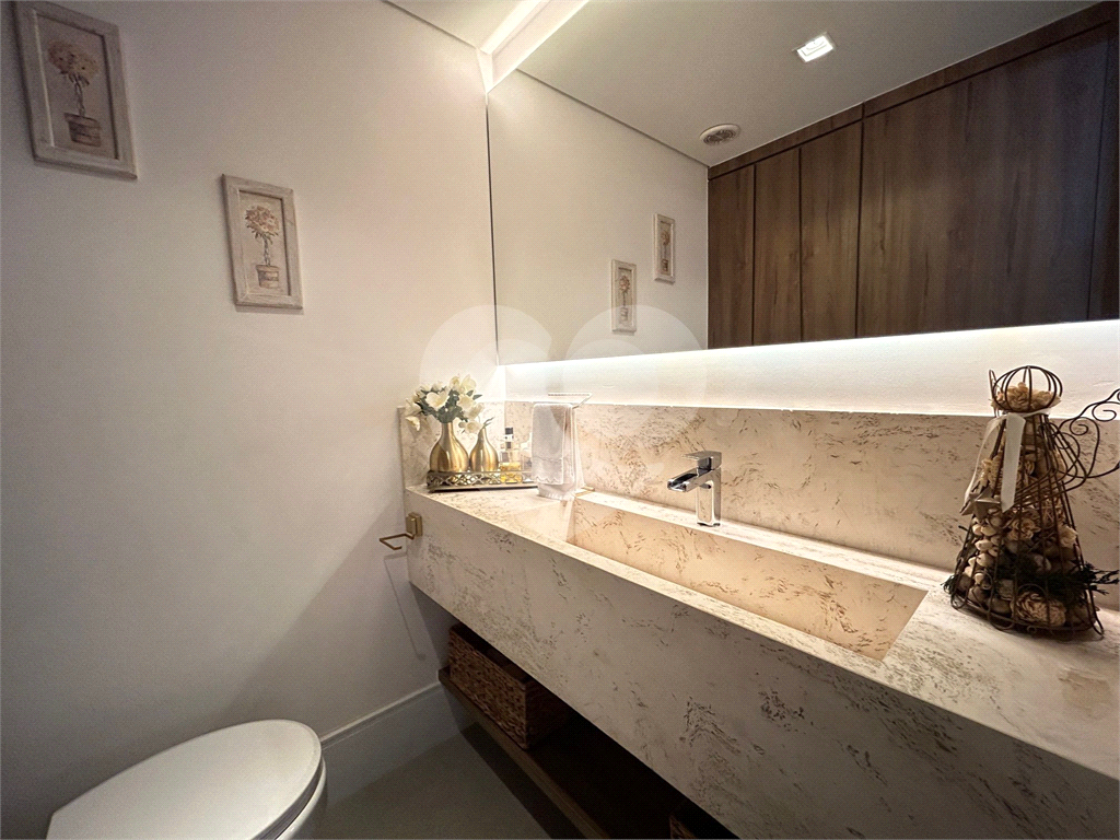 APARTAMENTO em VILA LEOPOLDINA