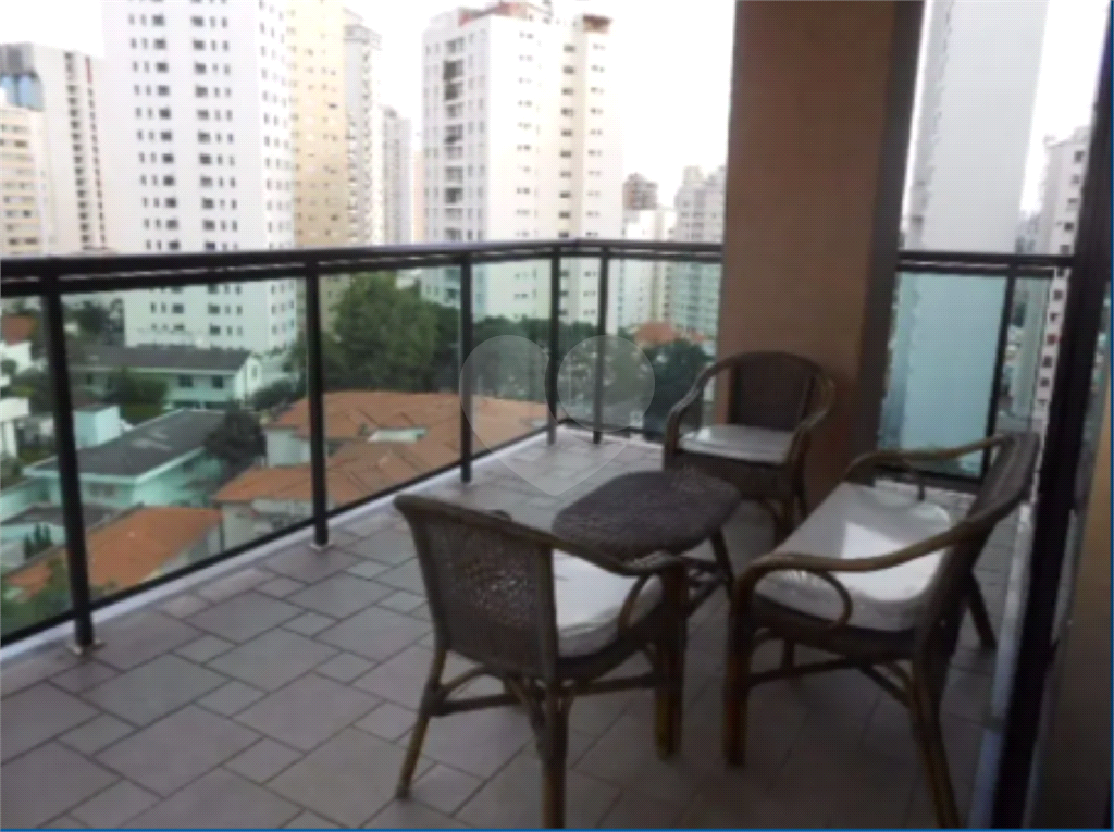 APARTAMENTO em PARAÍSO