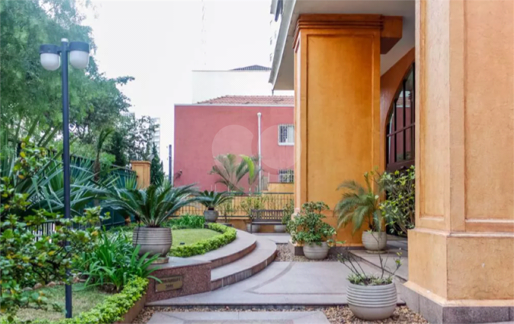 APARTAMENTO em PARAÍSO