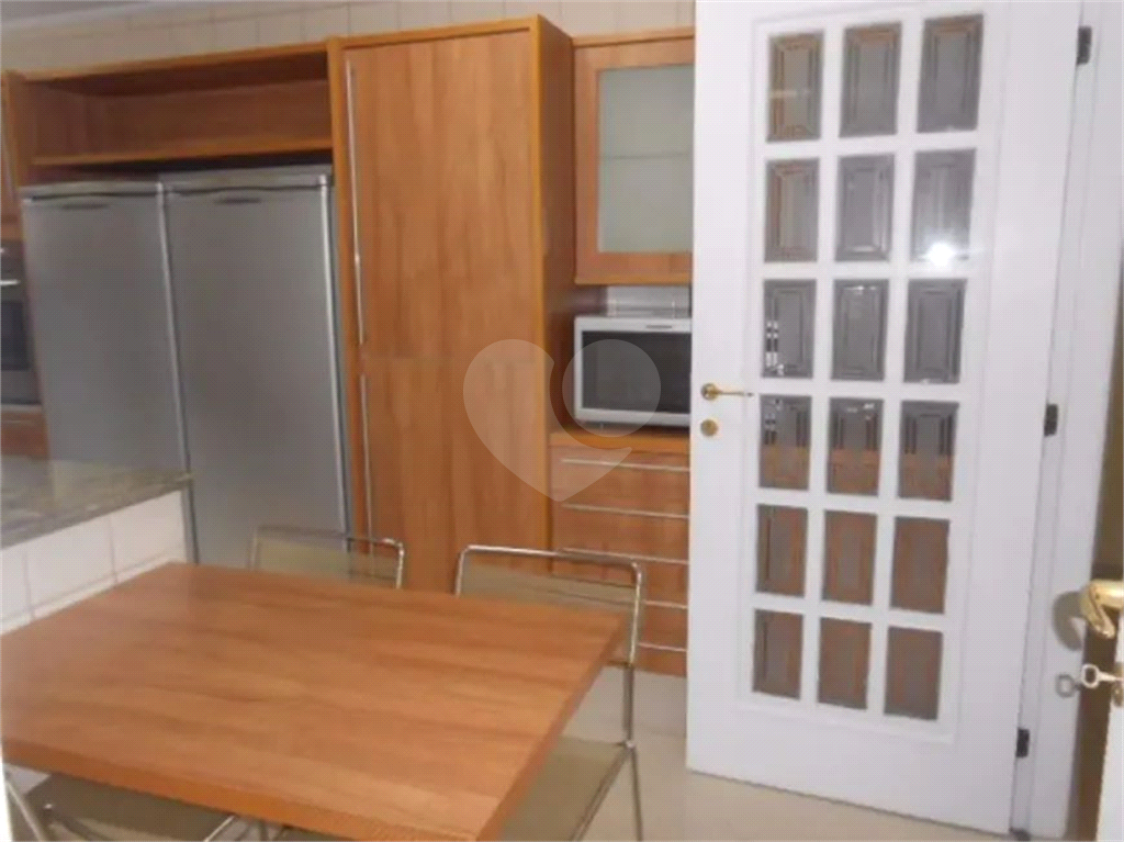 APARTAMENTO em PARAÍSO