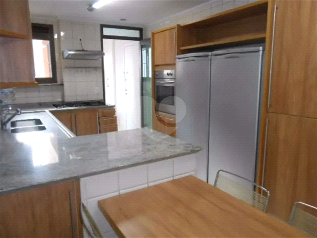 APARTAMENTO em PARAÍSO