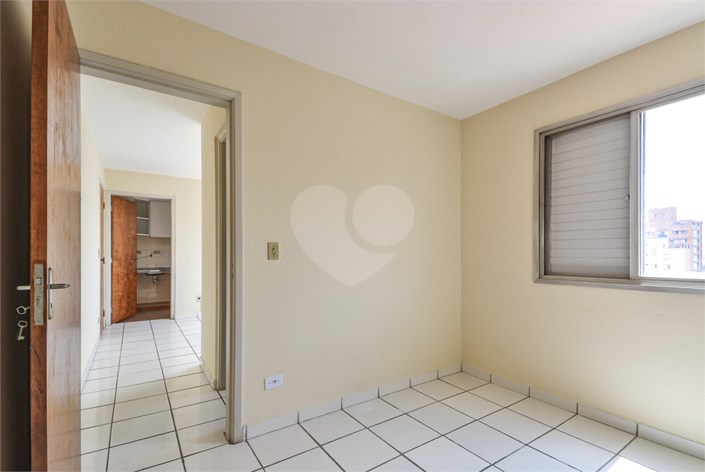 Apartamento à venda com 1 quarto, 33m² - Foto 10