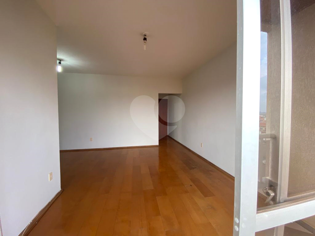APARTAMENTO em JARDIM MACARENKO