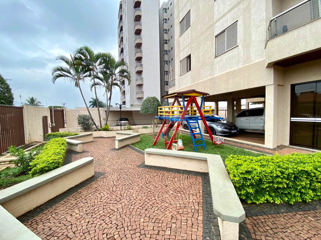 APARTAMENTO em JARDIM MACARENKO