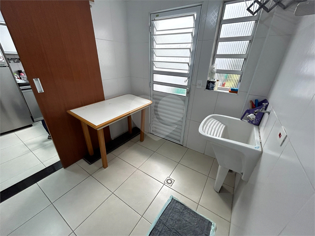 Casa com 3 suítes próximo a Metrô Santa Cruz