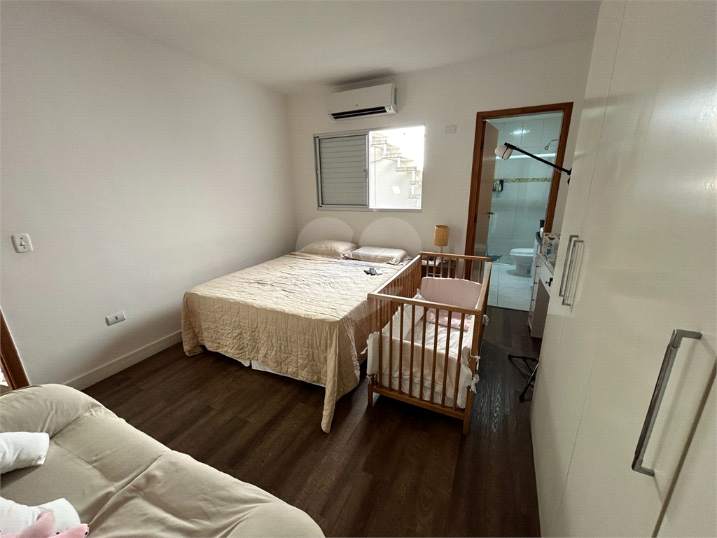 Casa com 3 suítes próximo a Metrô Santa Cruz