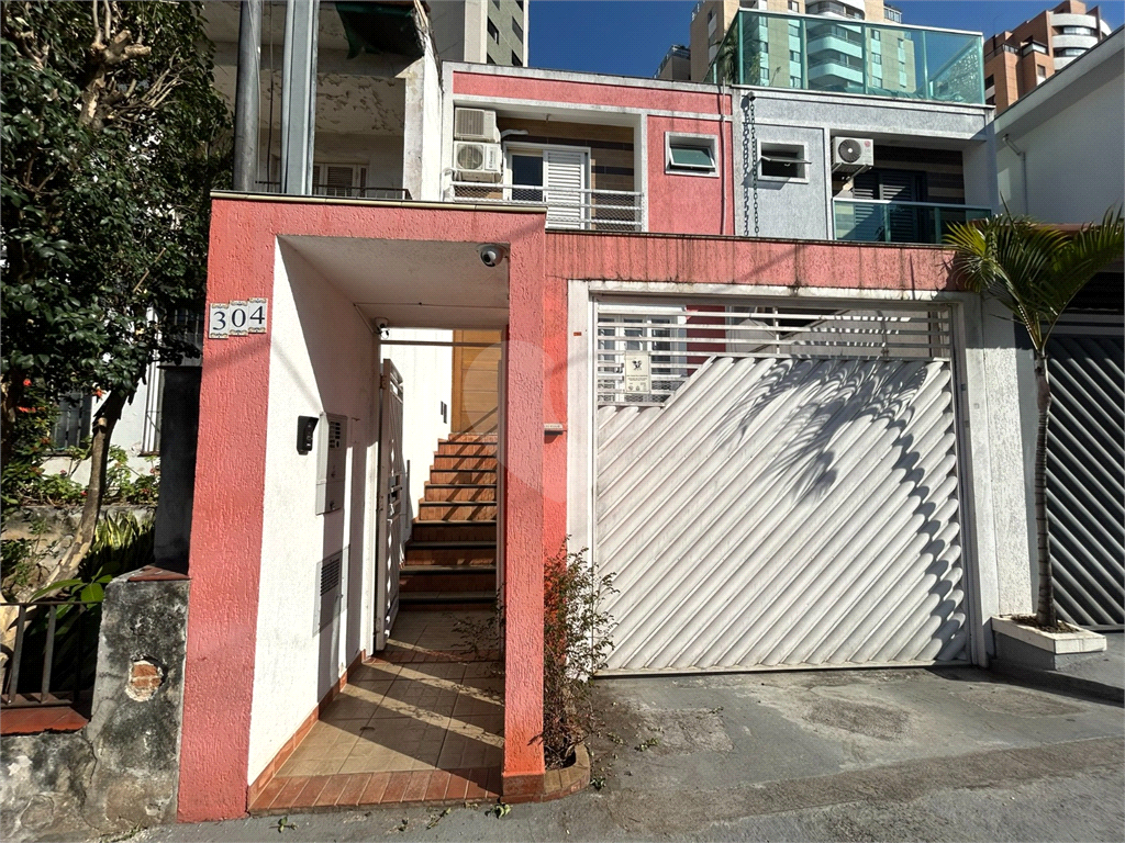 Casa com 3 suítes próximo a Metrô Santa Cruz