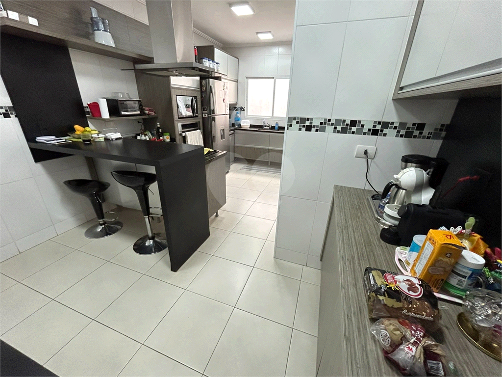 Casa com 3 suítes próximo a Metrô Santa Cruz