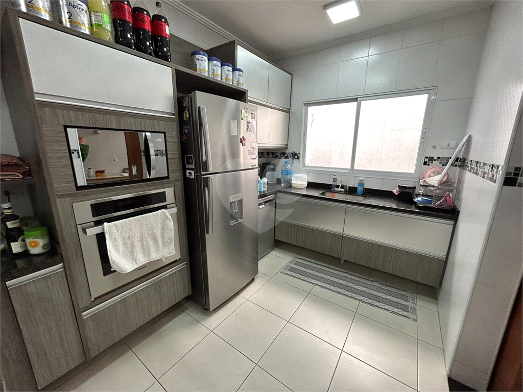 Casa com 3 suítes próximo a Metrô Santa Cruz