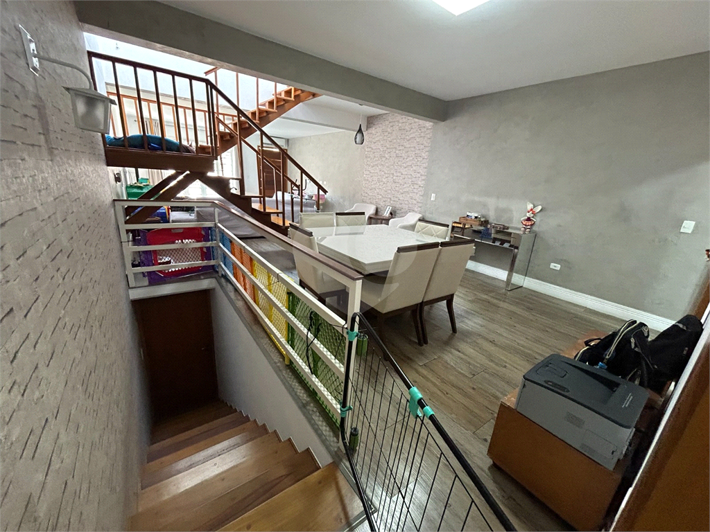 Casa com 3 suítes próximo a Metrô Santa Cruz