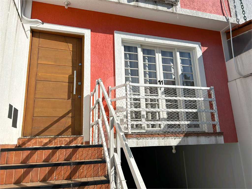 Casa com 3 suítes próximo a Metrô Santa Cruz