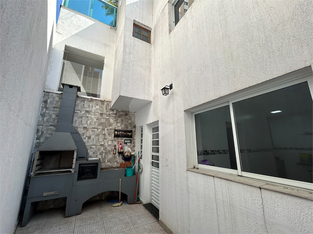 Casa com 3 suítes próximo a Metrô Santa Cruz