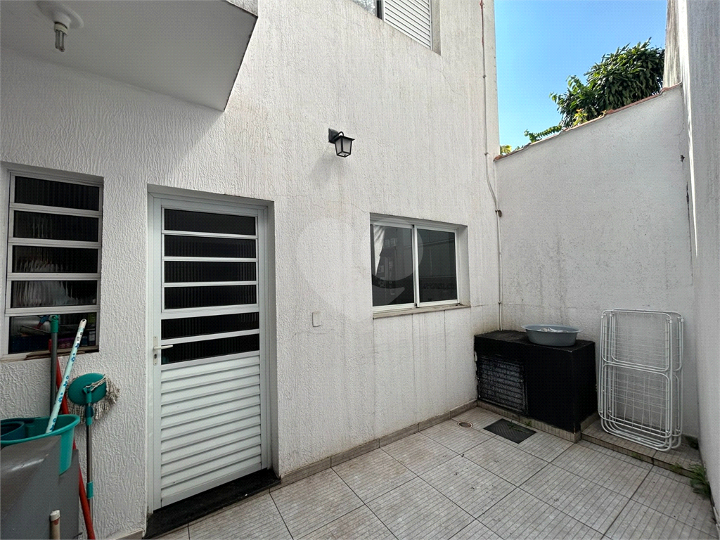 Casa com 3 suítes próximo a Metrô Santa Cruz