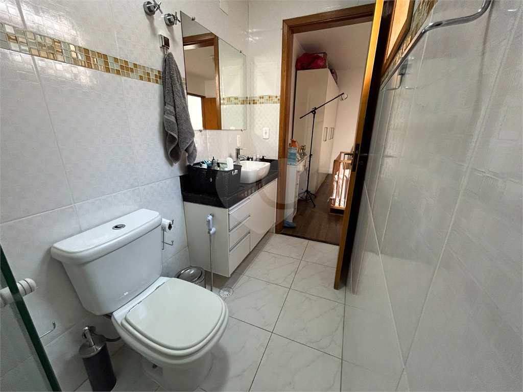 Casa com 3 suítes próximo a Metrô Santa Cruz