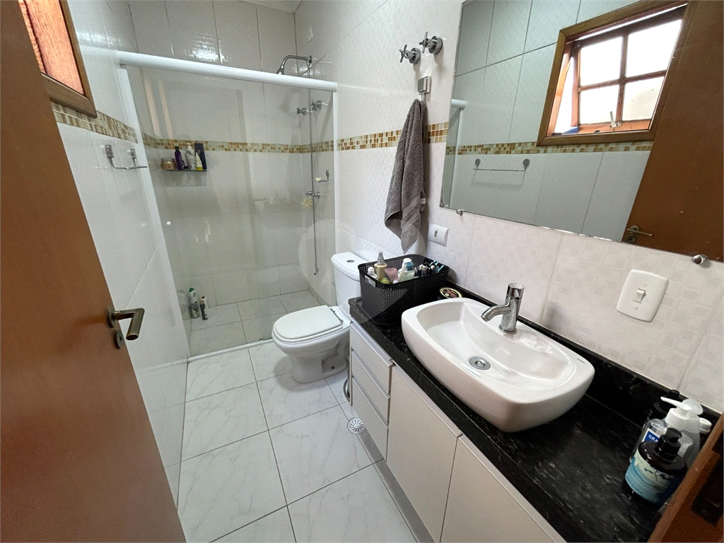 Casa com 3 suítes próximo a Metrô Santa Cruz