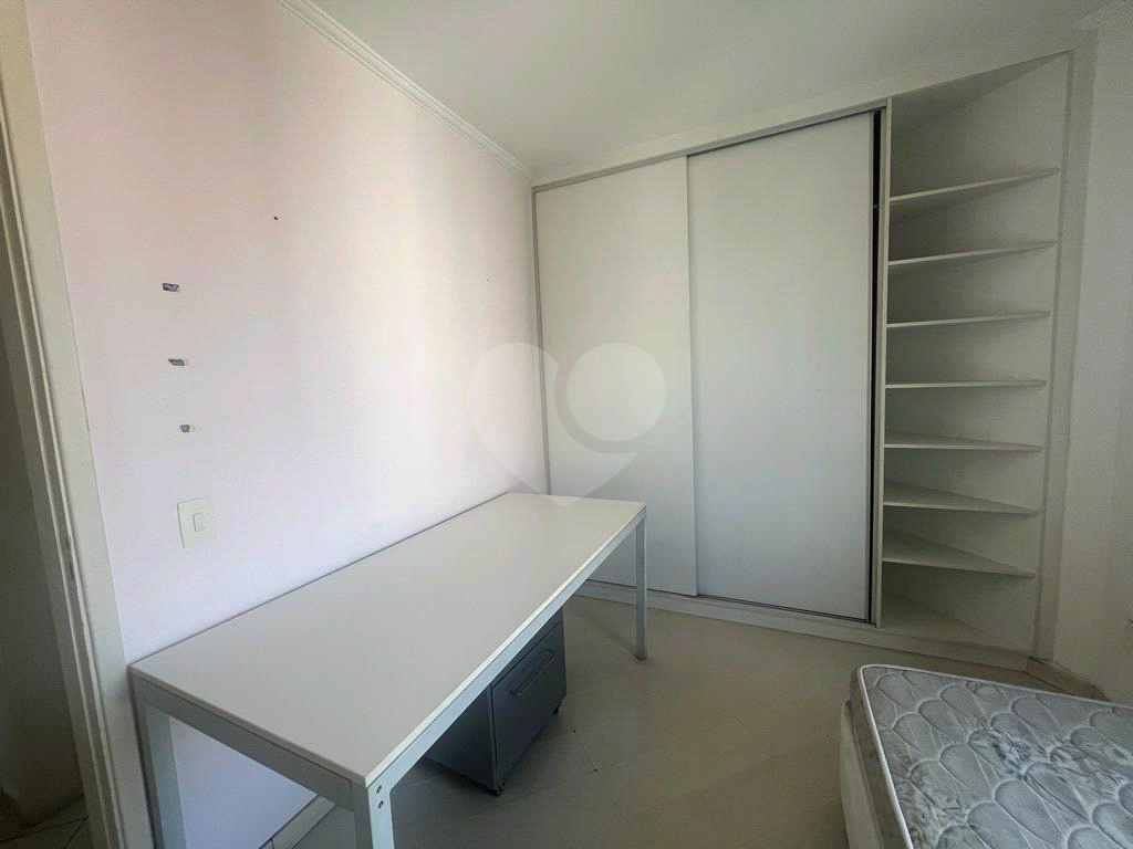 APARTAMENTO em PERDIZES