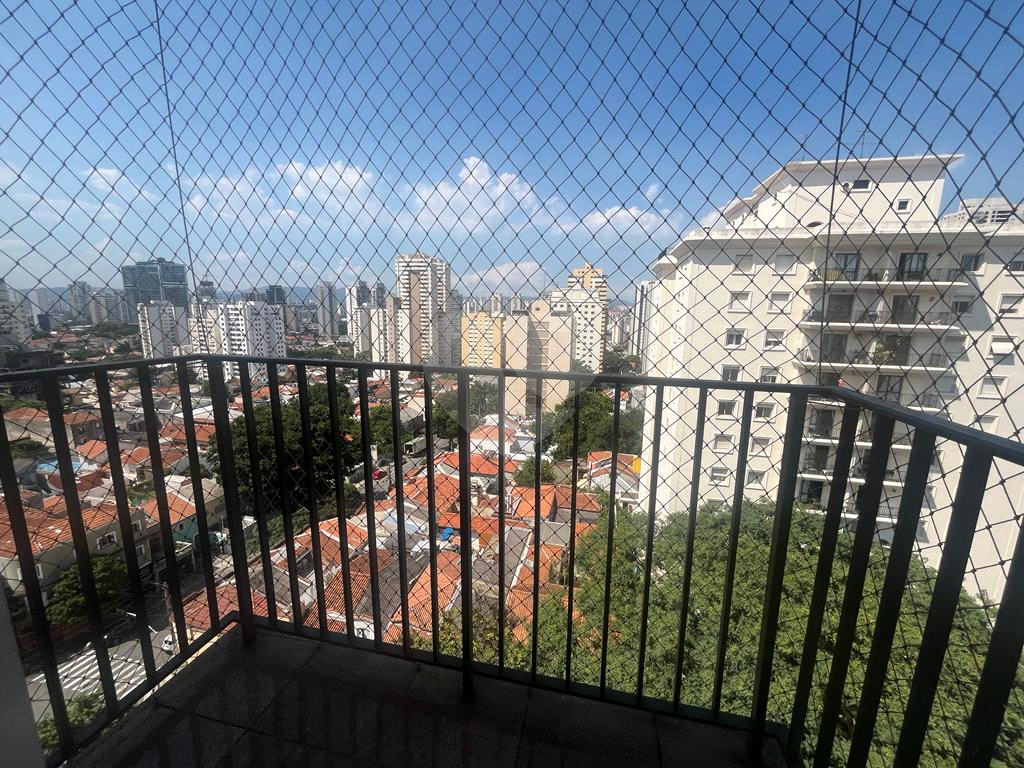 APARTAMENTO em PERDIZES