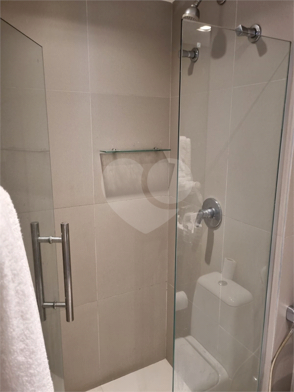 APARTAMENTO em PINHEIROS